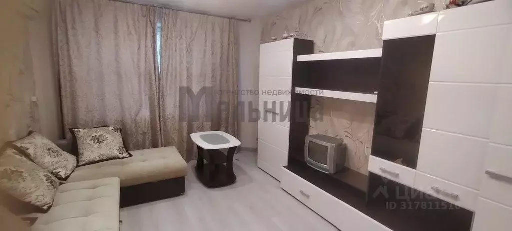 2-к кв. Волгоградская область, Волгоград ул. Кирова, 92Б (54.0 м) - Фото 1
