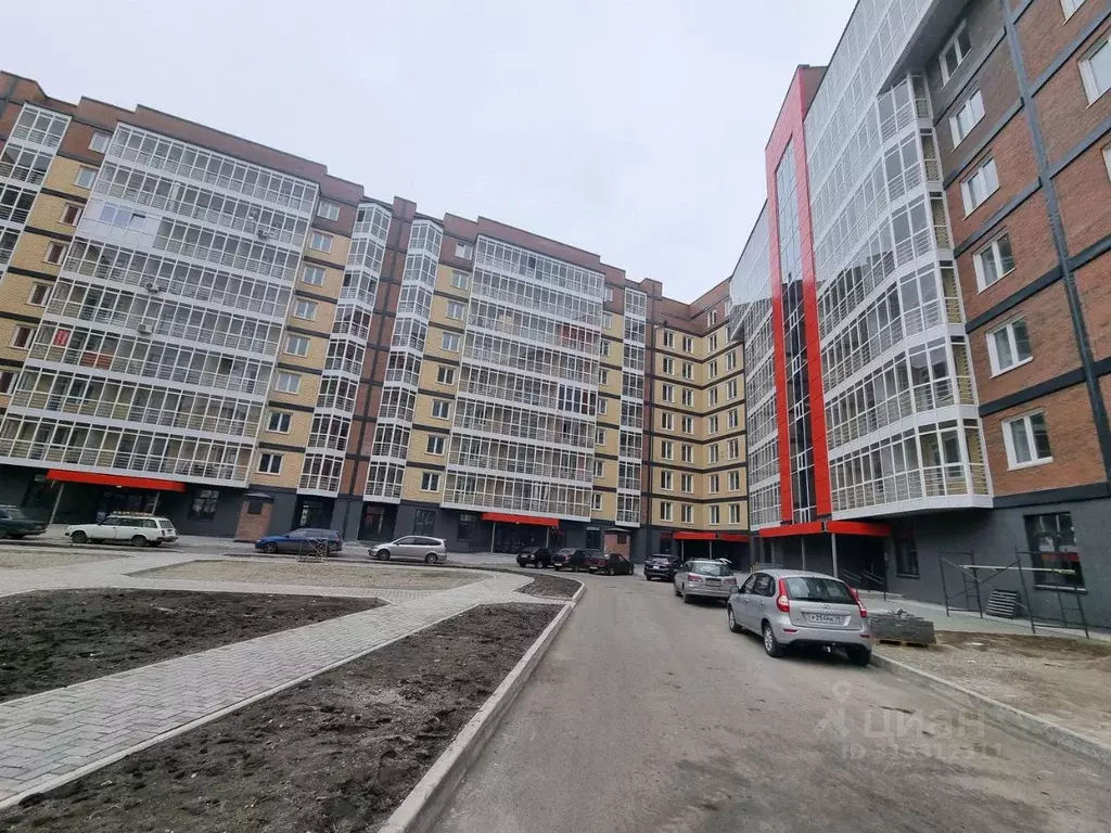 2-к кв. Хакасия, Абакан ул. Арбан, 22 (67.5 м) - Фото 1
