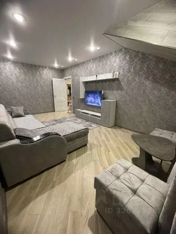 2-к кв. Северная Осетия, Владикавказ ул. Шамиля Джикаева, 1А (68.0 м) - Фото 2