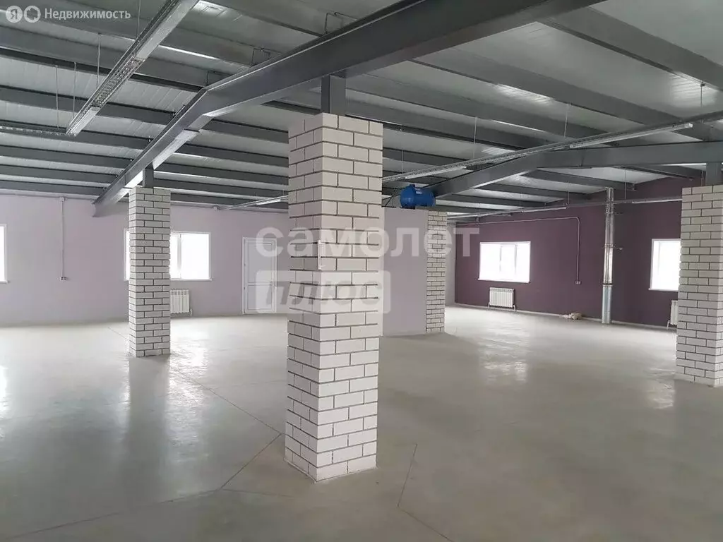 Торговая площадь (250 м) - Фото 1