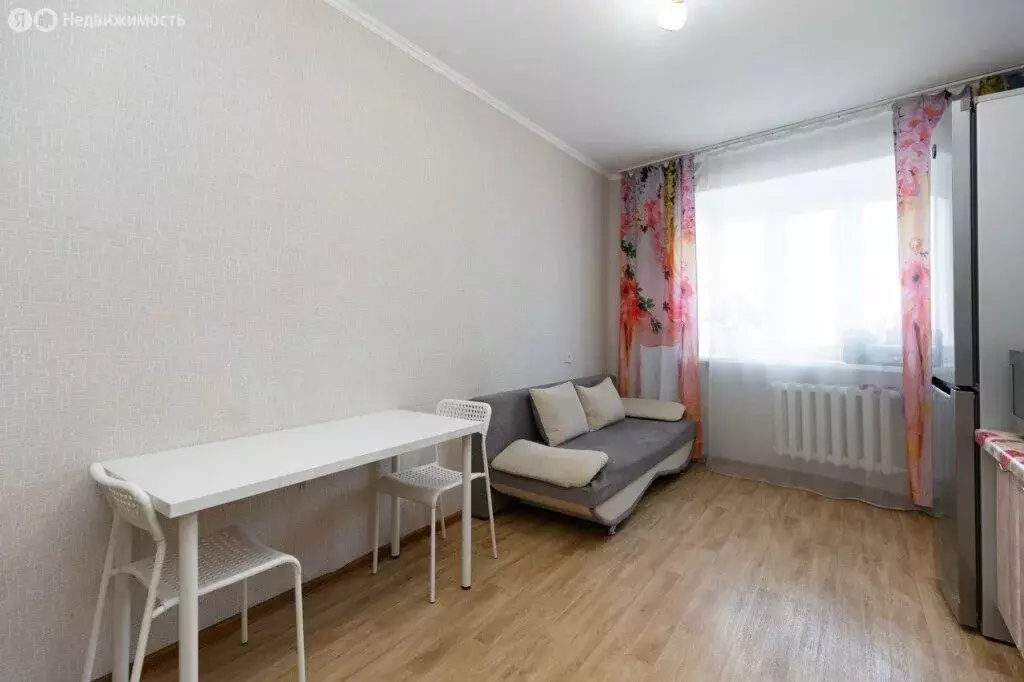 2-комнатная квартира: Благовещенск, улица Пушкина, 47 (65 м) - Фото 0