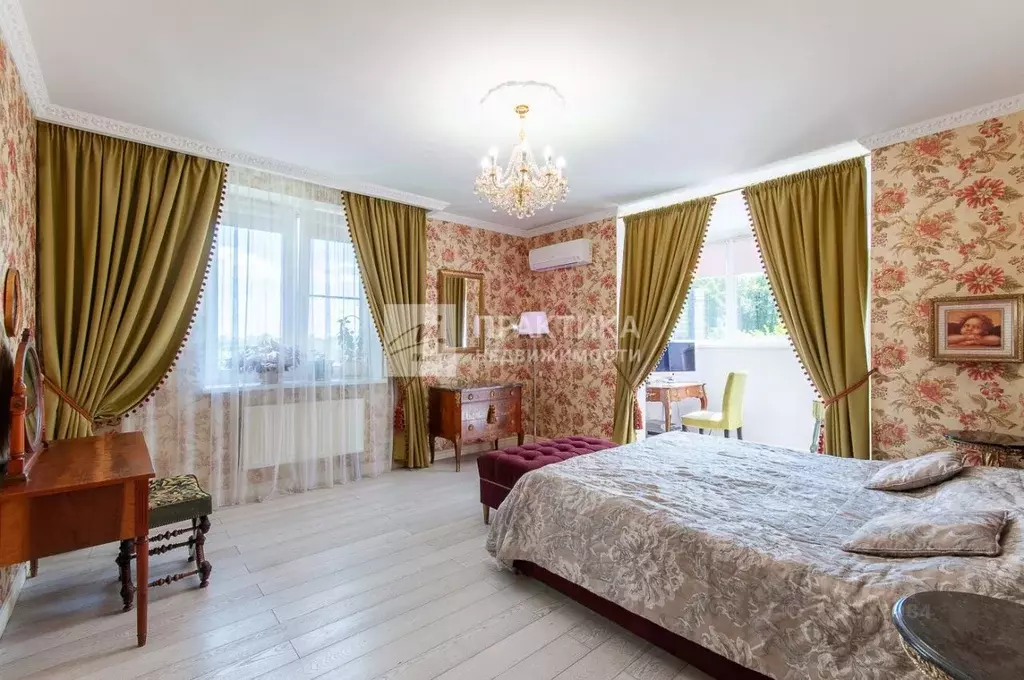 4-к кв. Москва ул. Твардовского, 12к2 (122.9 м) - Фото 0