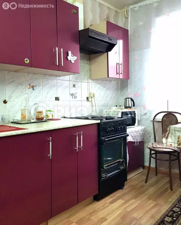 2-комнатная квартира: Мурманск, улица Баумана, 27 (56 м) - Фото 1