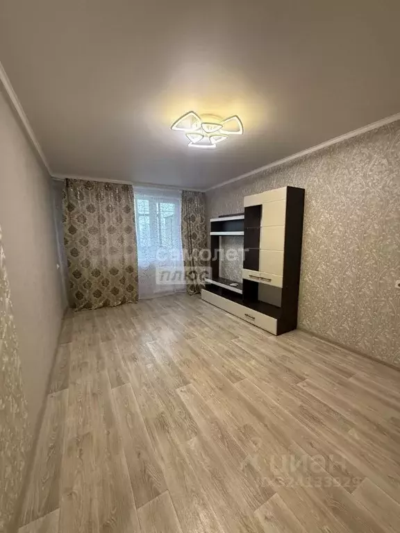 2-к кв. Белгородская область, Старый Оскол Жукова мкр, 12 (44.4 м) - Фото 1