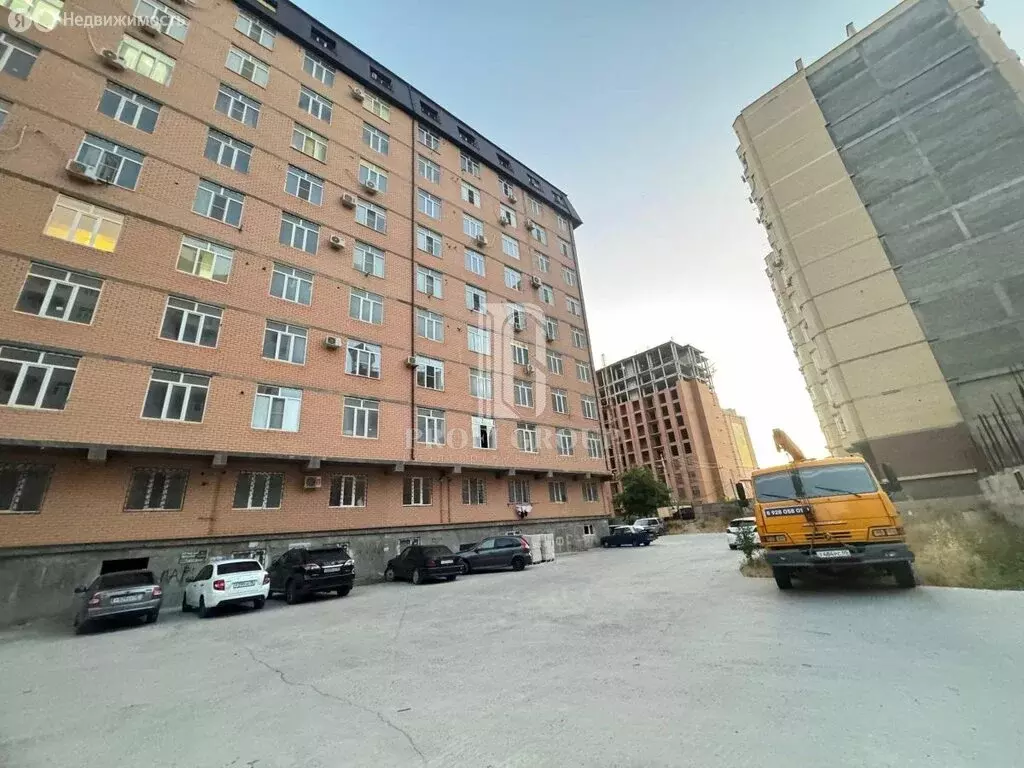 2-комнатная квартира: Махачкала, Хивская улица, 7В (50 м) - Фото 0