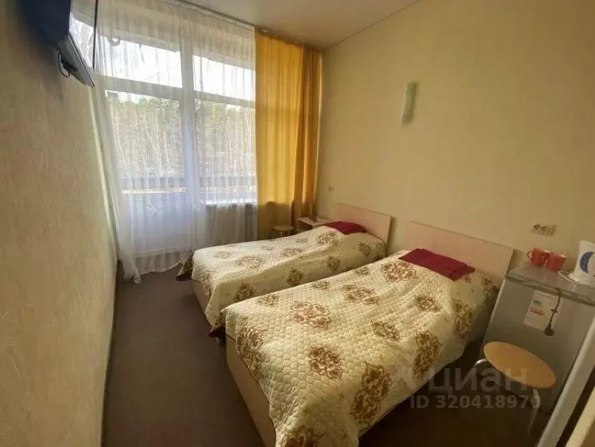 Комната Челябинская область, Чебаркуль Еловая ул., 62А (12.0 м) - Фото 1