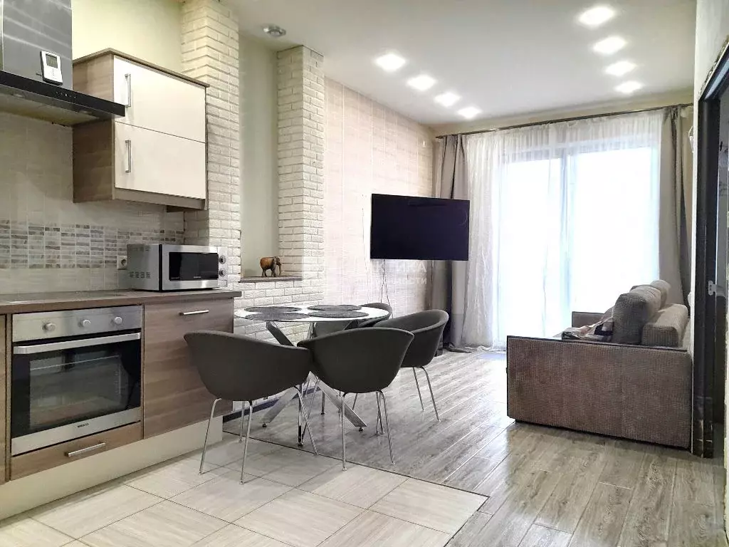 Продается 2-комнатная квартира - Фото 1