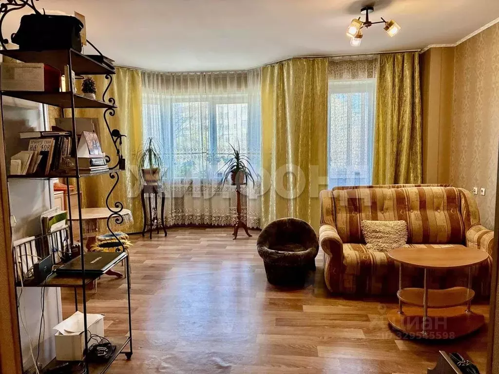 2-к кв. Хакасия, Абакан просп. Дружбы Народов, 3Б (62.0 м) - Фото 1