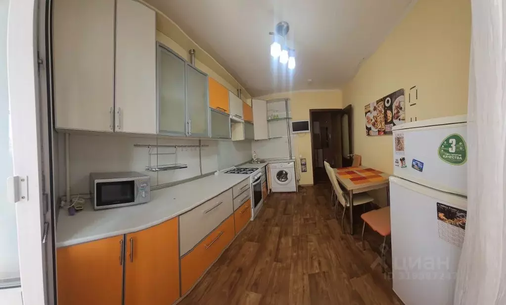 2-к кв. Брянская область, Брянск Советская ул., 95 (61.0 м) - Фото 0