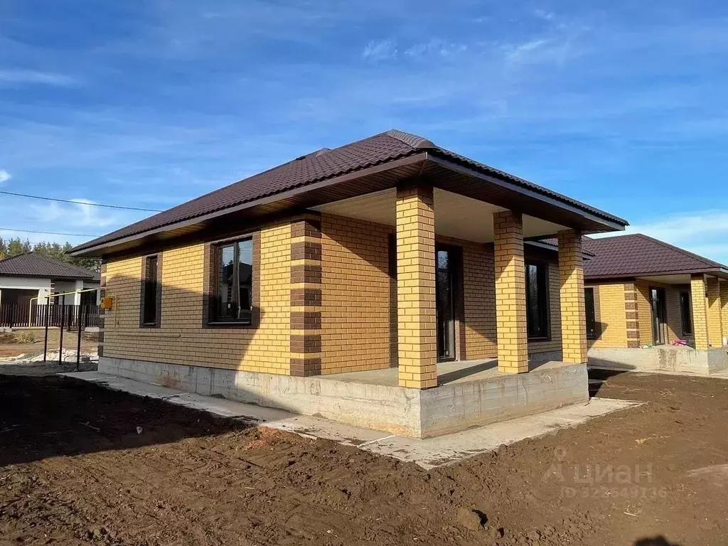 Коттедж в Оренбургская область, Оренбургский район, с. Подгородняя ... - Фото 1