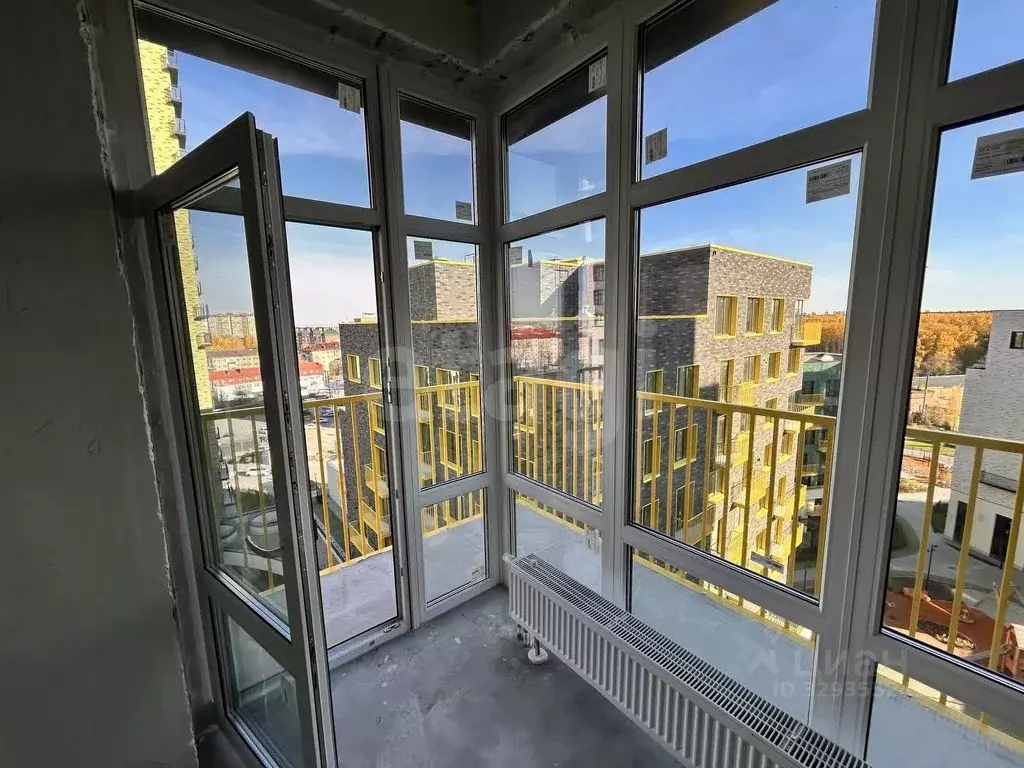 3-к кв. Тюменская область, Тюмень Тарманы мкр, ул. Малышева, 31к1 ... - Фото 1