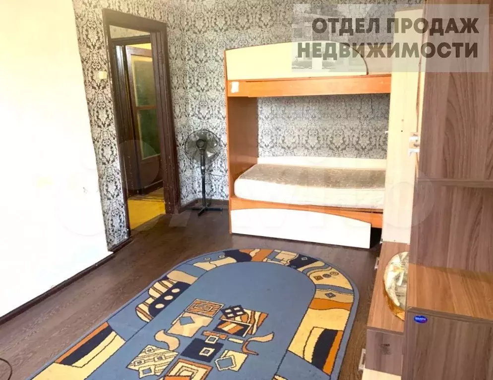 3-к. квартира, 60 м, 1/1 эт. - Фото 1