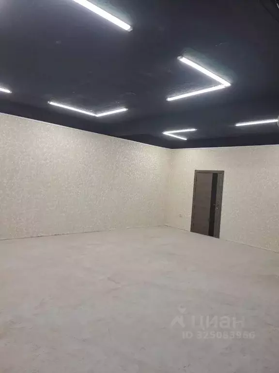 Помещение свободного назначения в Крым, Симферополь ул. Первомайская, ... - Фото 2