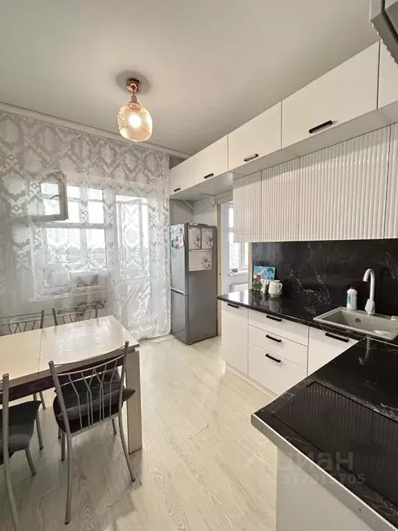 2-к кв. Саха (Якутия), Якутск ул. Лермонтова, 100/2 (60.0 м) - Фото 1