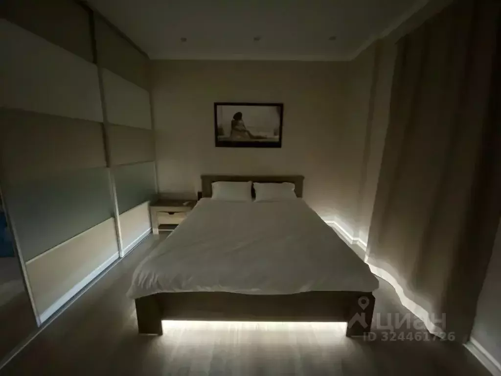 1-к кв. Астраханская область, Астрахань пл. Декабристов, 7 (50.0 м) - Фото 2