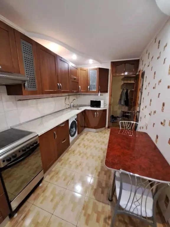 3-к. квартира, 60 м, 4/10 эт. - Фото 1