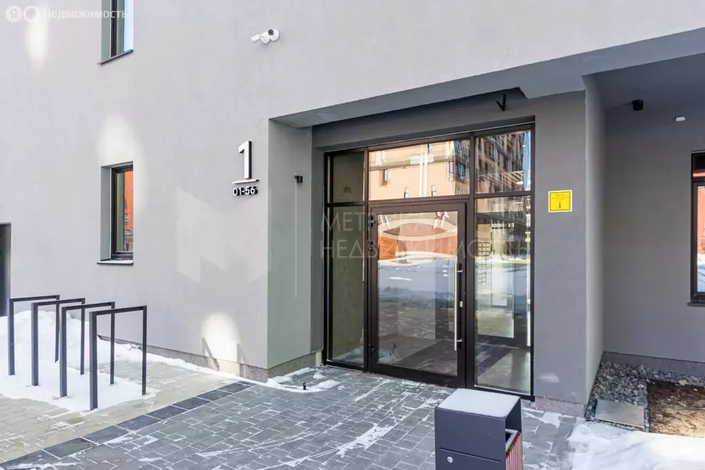 Квартира-студия: Тюмень, улица Василия Малкова, 9 (39.3 м) - Фото 2