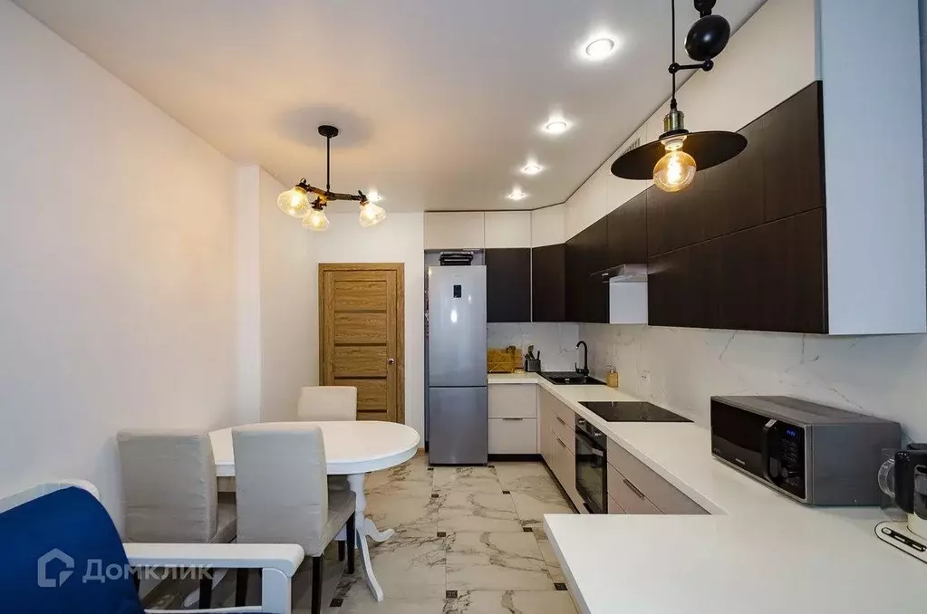 Продаётся 2-к квартира, 60 м - Фото 0