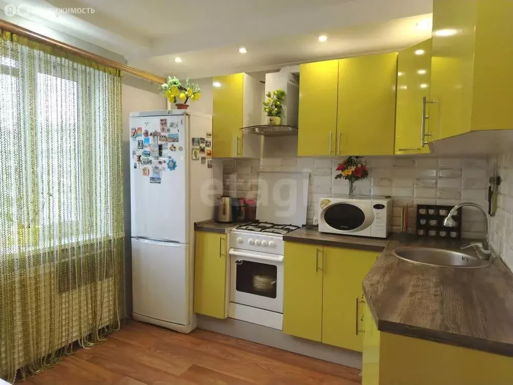 2-комнатная квартира: Усинск, улица Строителей, 14/1 (50.8 м) - Фото 1