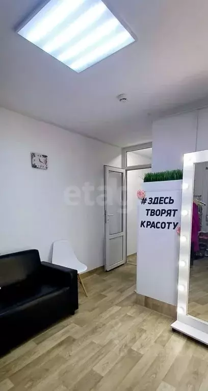Помещение свободного назначения в Санкт-Петербург просп. Большевиков, ... - Фото 1