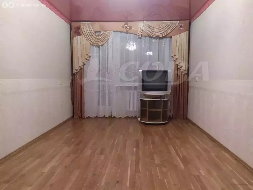 2-комнатная квартира: Тюмень, улица Пермякова, 21 (51 м) - Фото 1