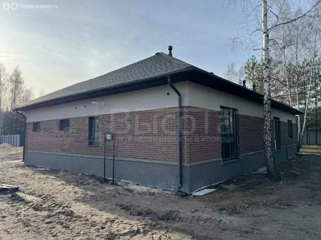 Дом в село Ямное, переулок Куйбышева (160 м) - Фото 0