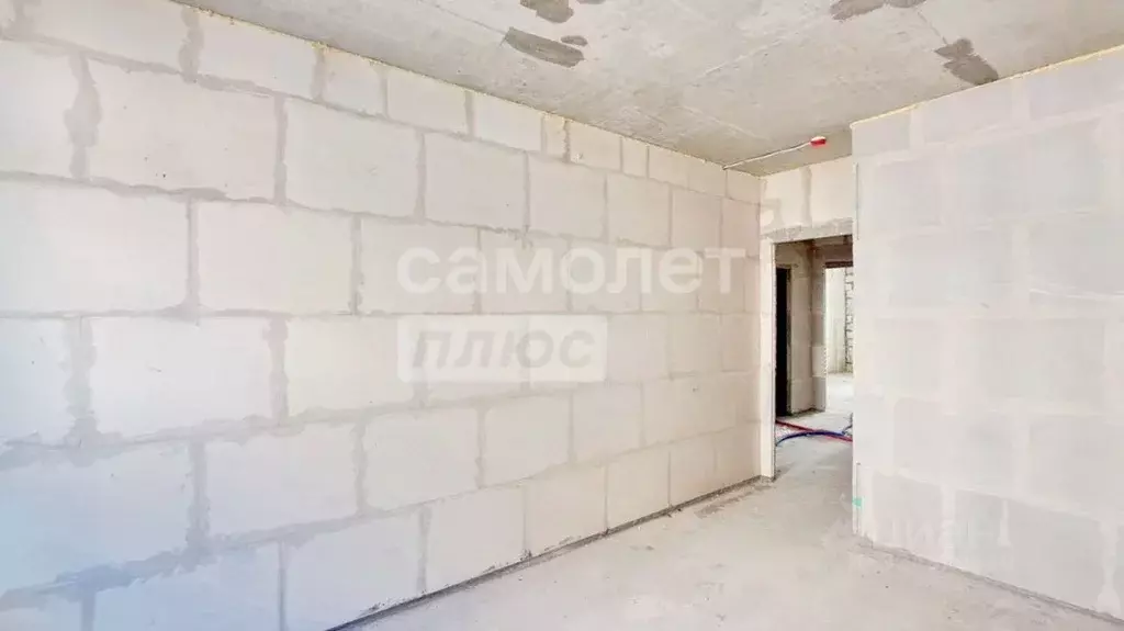 3-к кв. Калужская область, Калуга ул. Адмирала Сенявина, 1 (82.42 м) - Фото 2