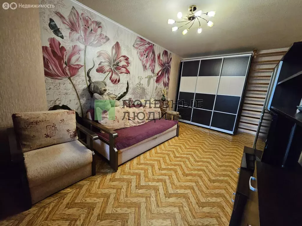 2-комнатная квартира: Белгород, улица 5 Августа, 17 (52 м) - Фото 0