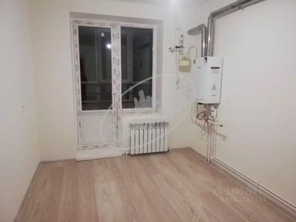 2-к кв. Калужская область, Калуга ул. Петра Тарасова, 16 (57.2 м) - Фото 0