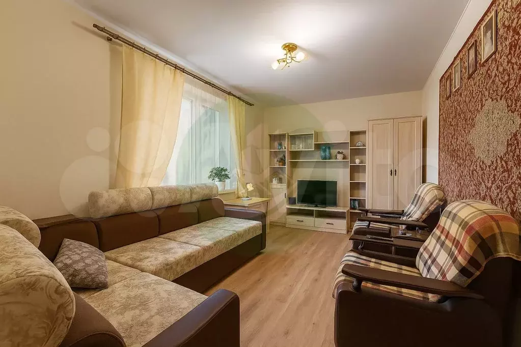 2-к. квартира, 49,9 м, 1/3 эт. - Фото 0
