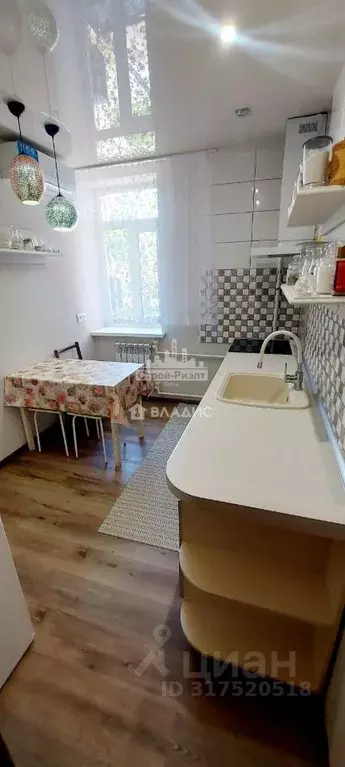 3-к кв. Крым, Керчь ул. Розы Люксембург, 7 (71.8 м) - Фото 0