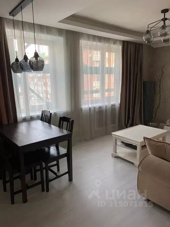 2-к кв. Приморский край, Владивосток Океанский просп., 13 (50.0 м) - Фото 0