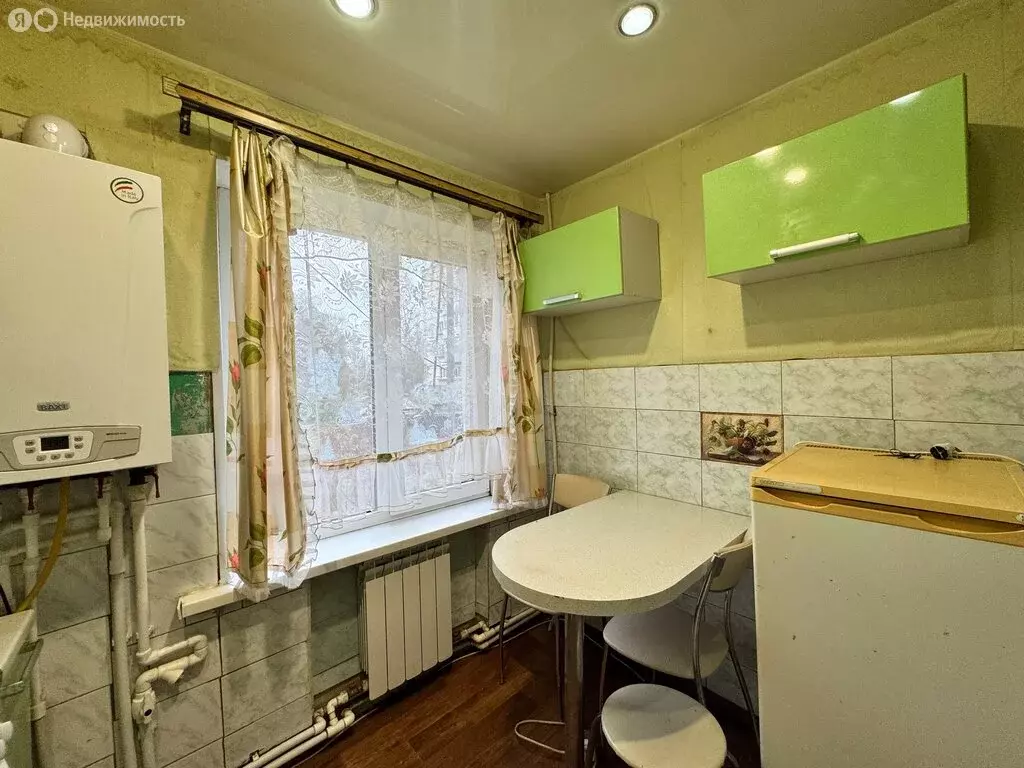 3-комнатная квартира: Малая Вишера, Пушкинская улица, 46 (55 м) - Фото 2