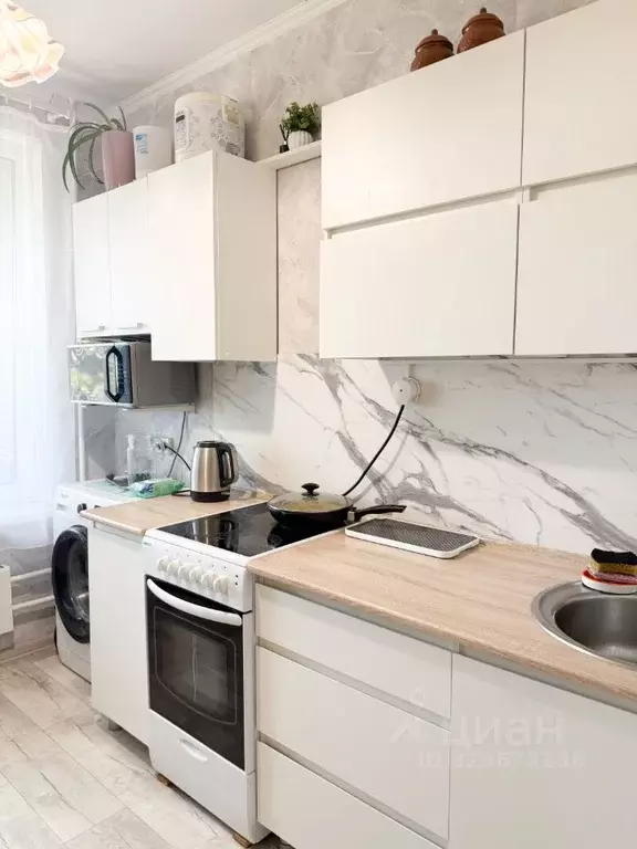 2-к кв. Самарская область, Тольятти Революционная ул., 56 (42.4 м) - Фото 1