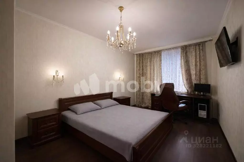 3-к кв. Калининградская область, Калининград Товарная ул., 14 (96.4 м) - Фото 1