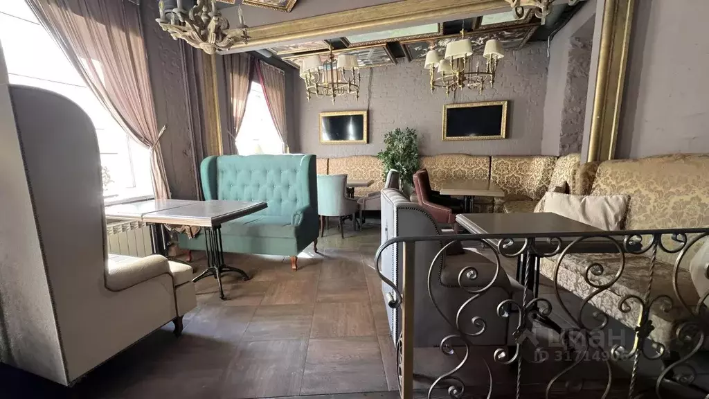 Помещение свободного назначения в Саратовская область, Саратов ул. ... - Фото 1