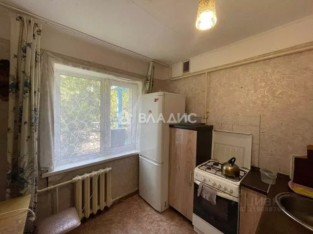 2-к кв. Иркутская область, Ангарск 15-й мкр, 32 (45.0 м) - Фото 0