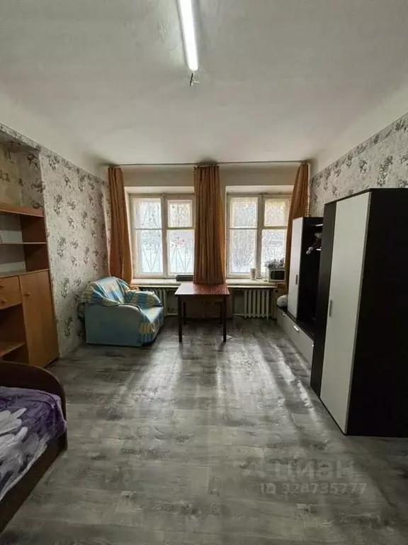 Комната Челябинская область, Челябинск ул. Савина, 10 (12.9 м) - Фото 1