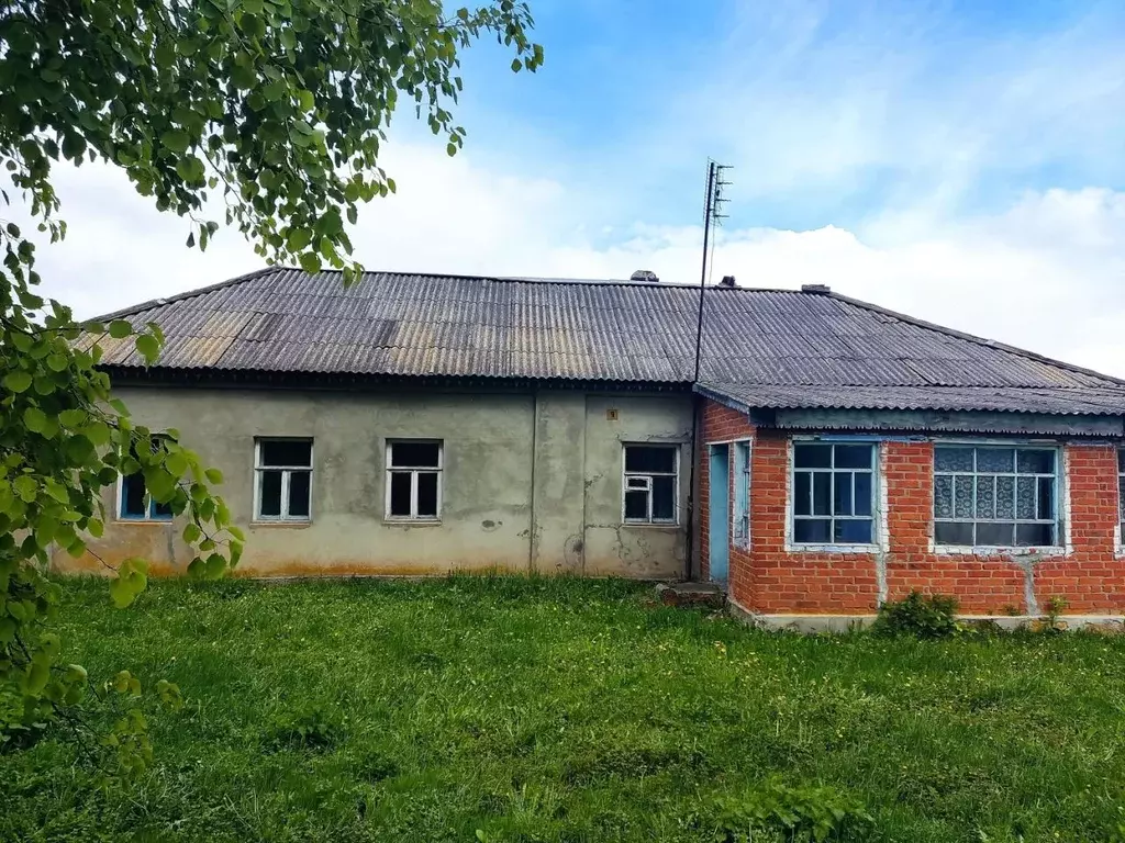 Дом в Рязанская область, Спасский район, Троицкое с/пос, с. Троица ул. ... - Фото 0