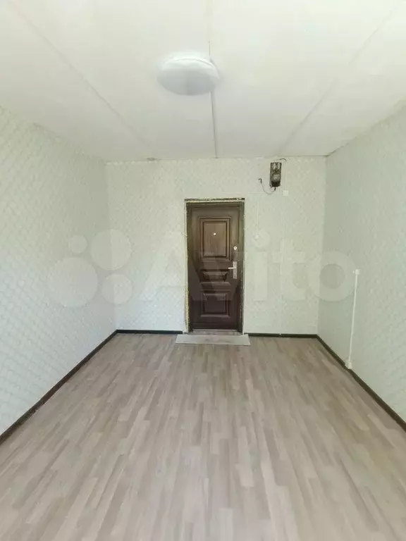Комната 14 м в 1-к., 4/4 эт. - Фото 0