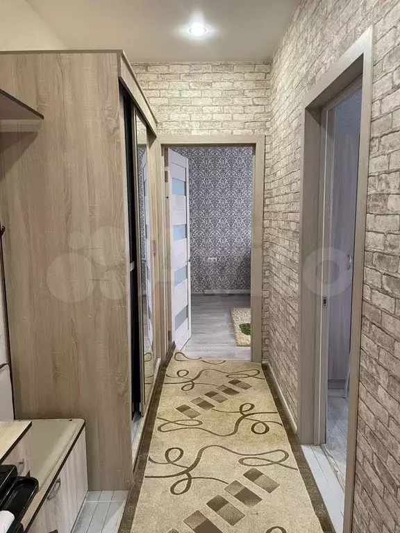 2-к. квартира, 55 м, 1/9 эт. - Фото 1