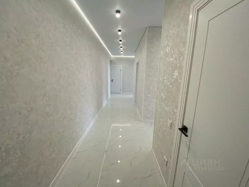 3-к кв. Северная Осетия, Владикавказ ул. Зураба Магкаева, 83к6 (99.0 ... - Фото 1