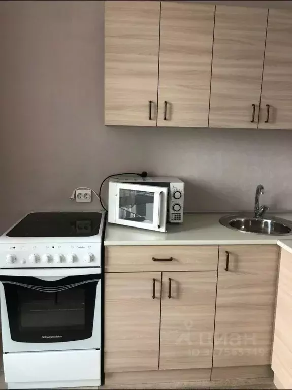 1-к кв. Новосибирская область, Новосибирск ул. Кирова, 322 (37.0 м) - Фото 0
