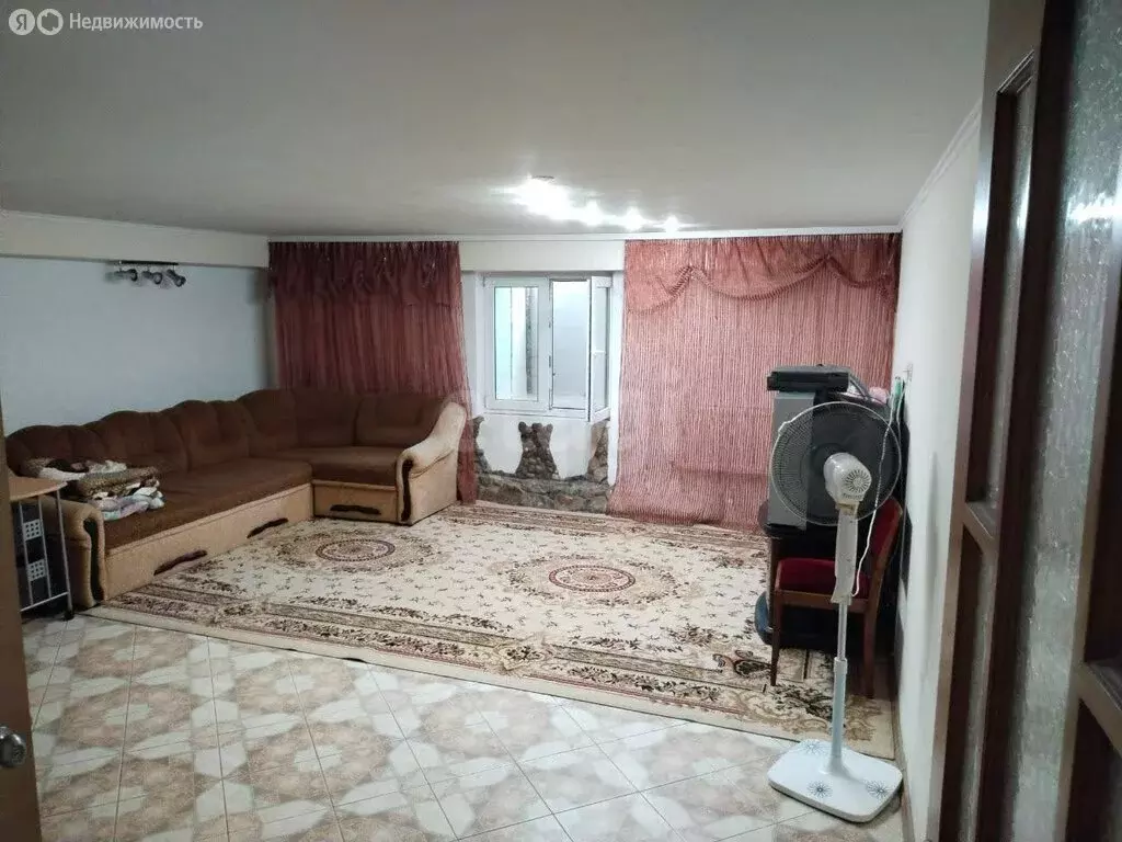 3-комнатная квартира: Феодосия, улица Федько, 39 (88.5 м) - Фото 2