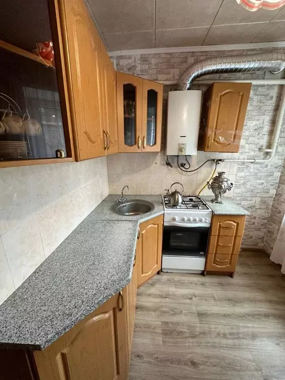 3-к кв. Пензенская область, Пенза проезд Пушкина, 3 (41.0 м) - Фото 0