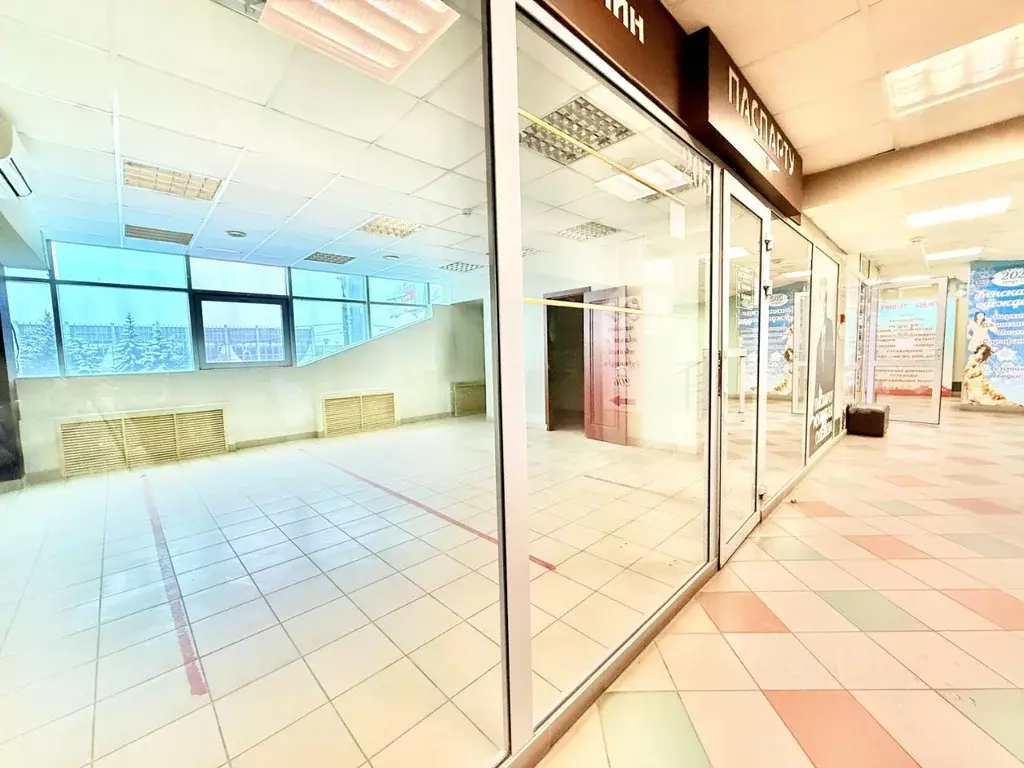 Торговая площадь в Тверская область, Тверь ул. Коминтерна, 47/102 (69 ... - Фото 2