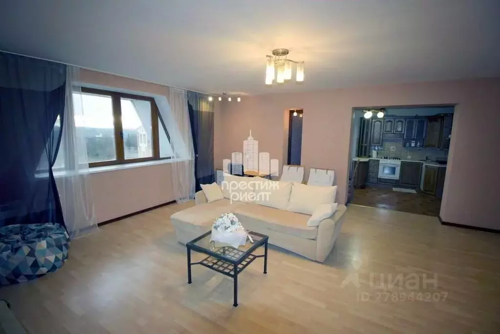 2-к кв. Калужская область, Калуга ул. Академика Королева, 27 (88.0 м) - Фото 2