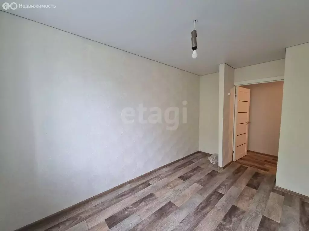 3-комнатная квартира: Строитель, микрорайон Северный, 2 (57 м) - Фото 0