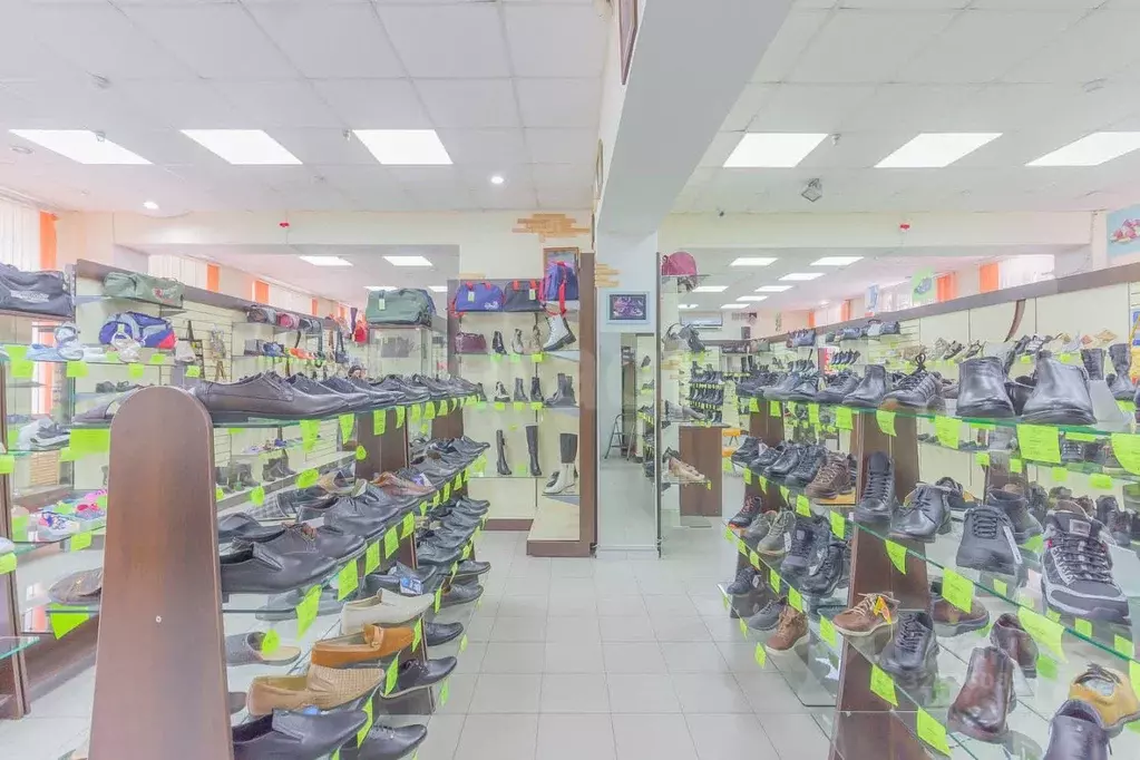 Торговая площадь в Сахалинская область, Холмск ул. Победы, 2 (329 м) - Фото 1