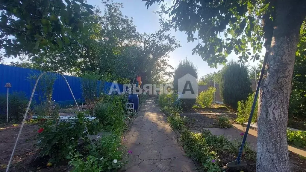 Участок в Ростовская область, Шахты пер. Курчатова (5.5 сот.) - Фото 1